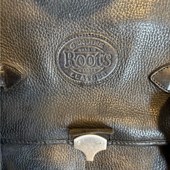 Roots Black Leather Briefcase with Flap Closure laptop vintage 20 cm x 30 cm - Picture 3 of 14